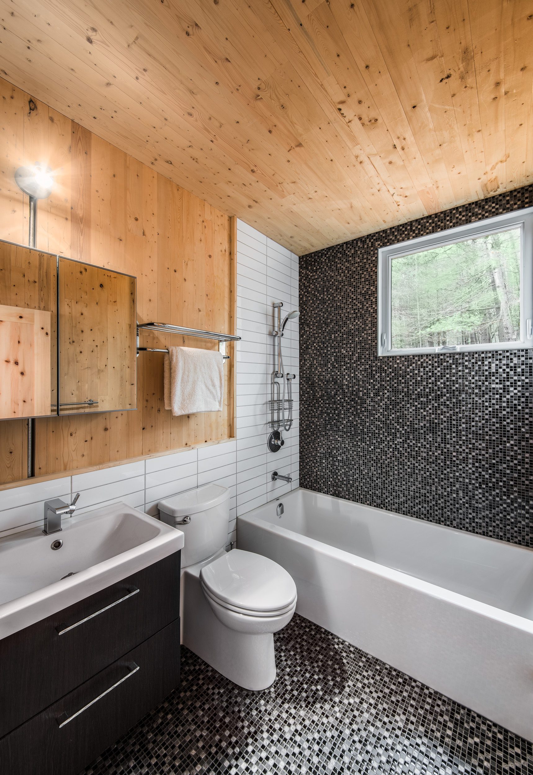 Kariouk_LaPecheCottage_10.27.14_0138